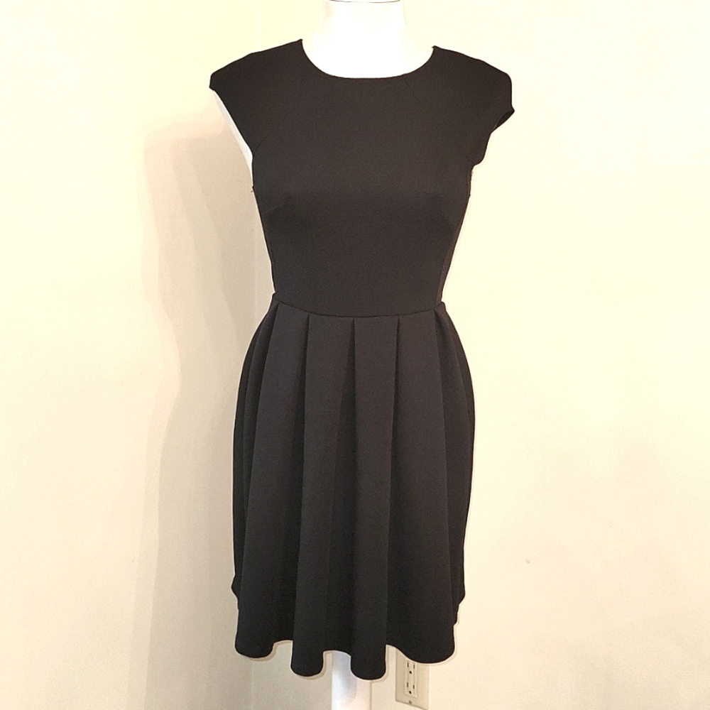 Black dress by Romeo & Juliet Couture